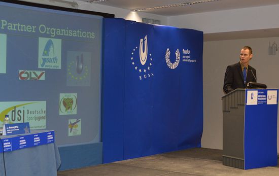 Mr Andrej Pisl presenting EU projects carried out by EUSA